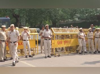 हनुमान जयंती को लेकर अलर्ट मोड पर दिल्ली पुलिस,बढ़ाई गई सुरक्षा, जहांगीरपुरी में अर्धसैनिक बल तैनात